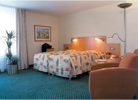 Best Western Plus Steubenhof Hotel Манхайм Екстериор снимка